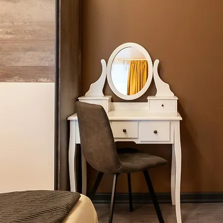 Incredible 2bdr With Veranda And House-like Feel * Bansko