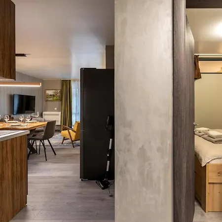 Incredible 2bdr With Veranda And House-like Feel 公寓 班斯科