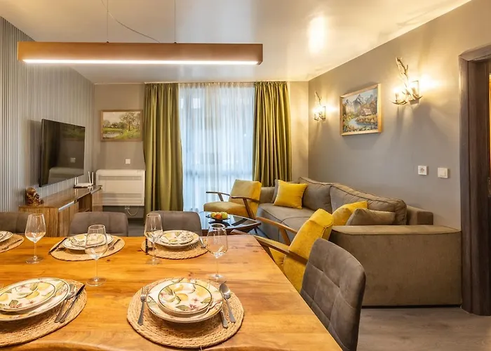 Apartman Incredible 2bdr With Veranda And House-like Feel