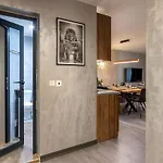 Apartment Incredible 2bdr With Veranda And House-like Feel Bansko