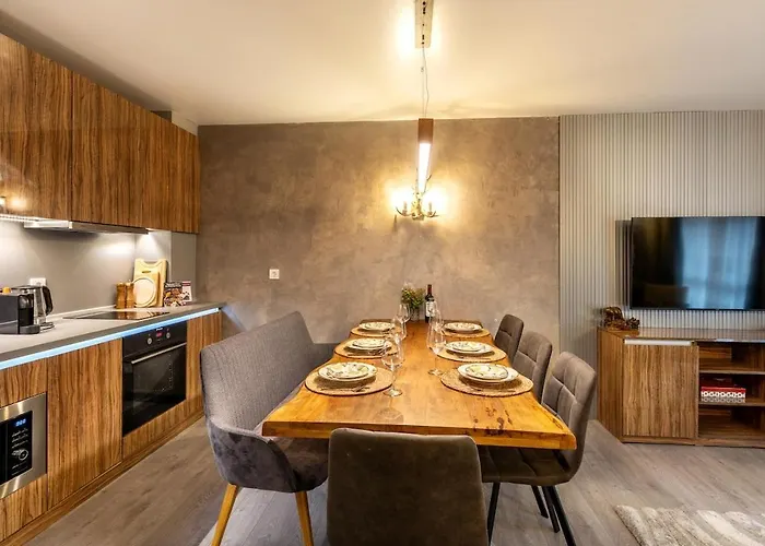 Apartment Incredible 2bdr With Veranda And House-like Feel Bansko