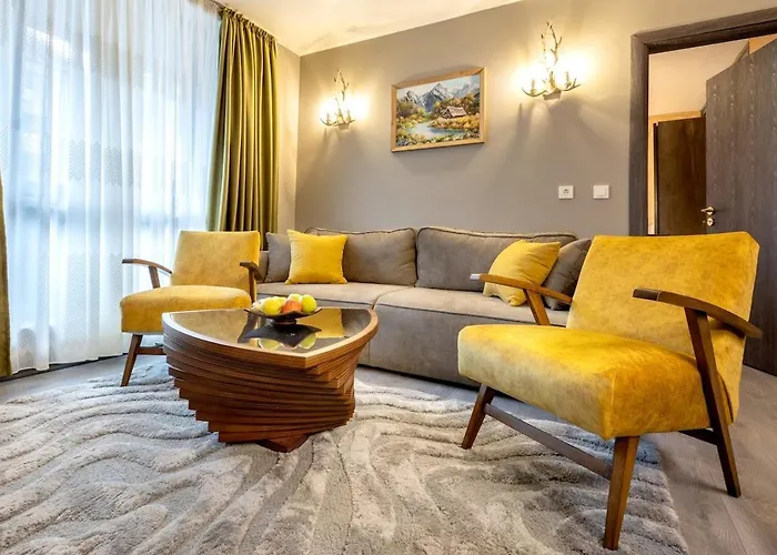 Apartment Incredible 2bdr With Veranda And House-like Feel